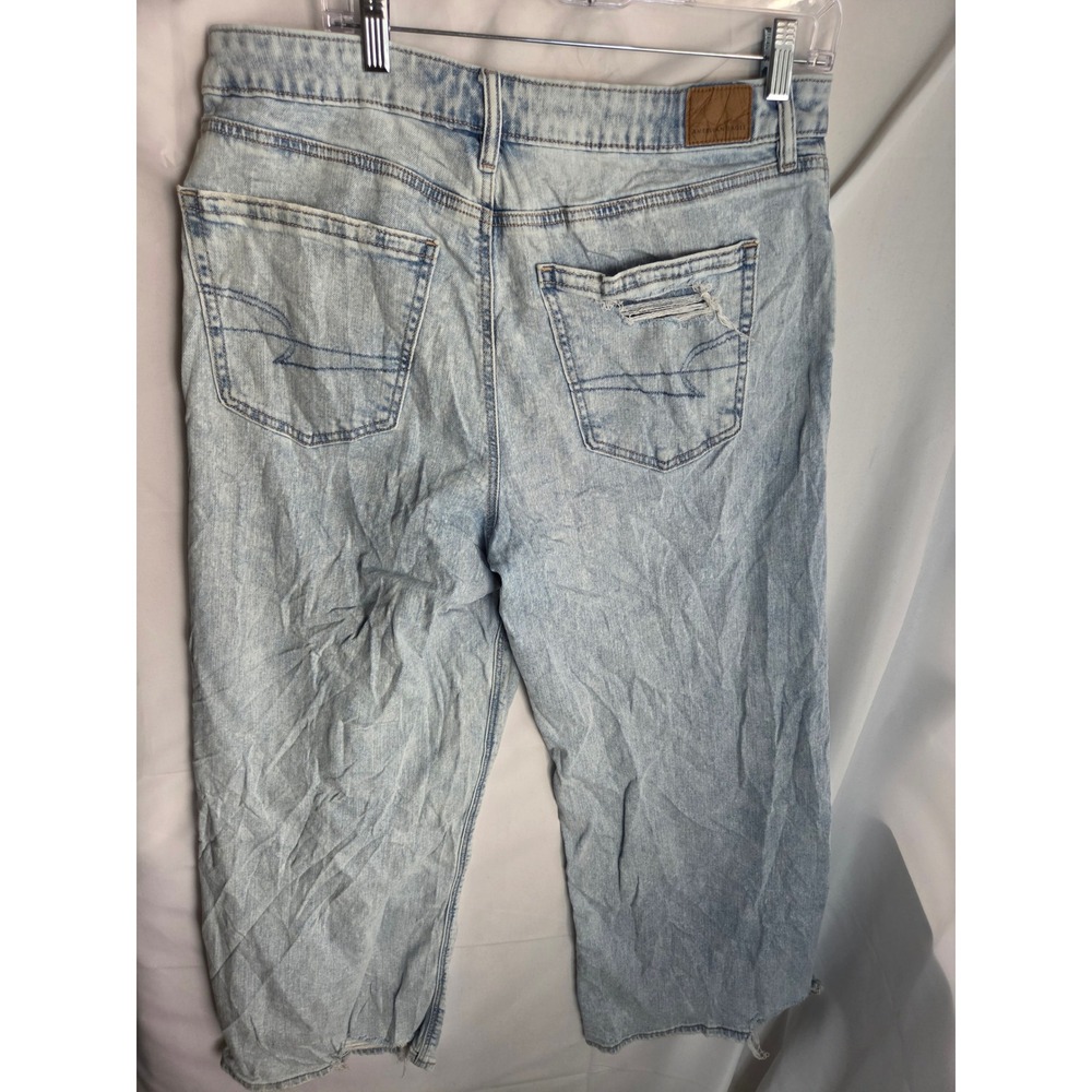 American Eagle Super High Rise Baggy Wide Leg Jeans Light Wash Distressed Blue - Picture 2 of 9